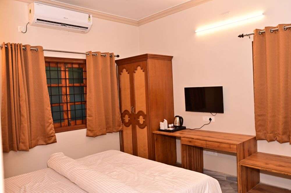 Shridham Homestay